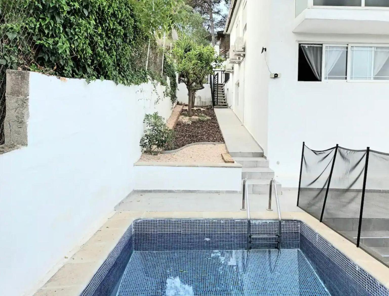 Villa 20 Min From Bcn- Charming House W/ Pool & Bbq Area Cervelló Exterior foto