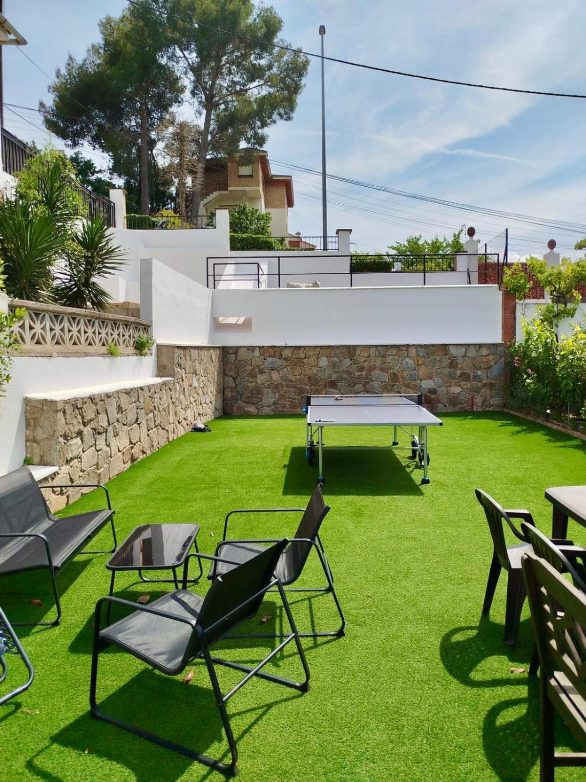 Villa 20 Min From Bcn- Charming House W/ Pool & Bbq Area Cervelló Exterior foto