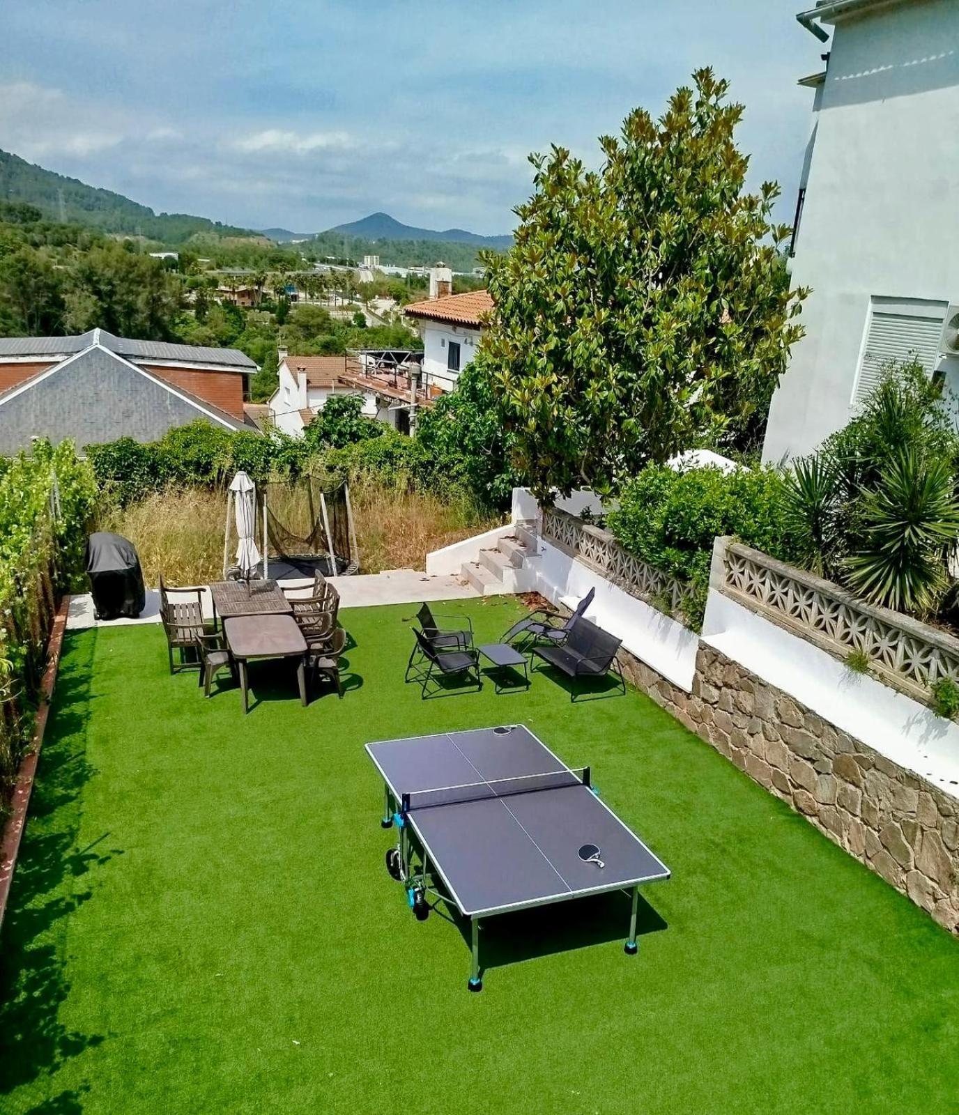 Villa 20 Min From Bcn- Charming House W/ Pool & Bbq Area Cervelló Exterior foto
